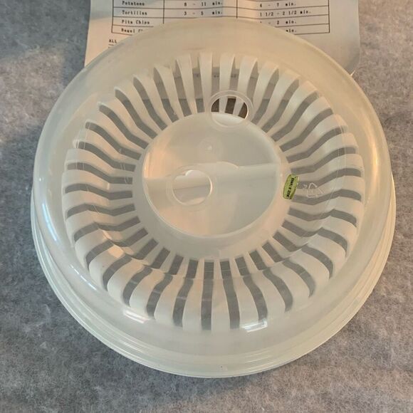 Microwave Chip Maker/With Cover - Picture 2 of 7